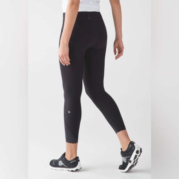 (SOLD) Lululemon Tight Stuff ll - Picture 1 of 4